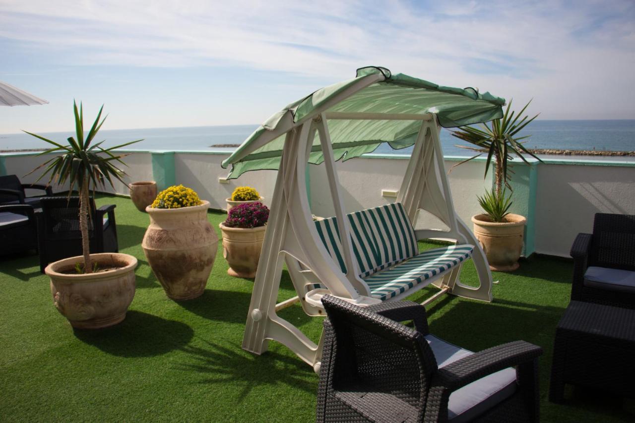 Golden Beach Hotel Tel Aviv-Jaffa Exterior foto